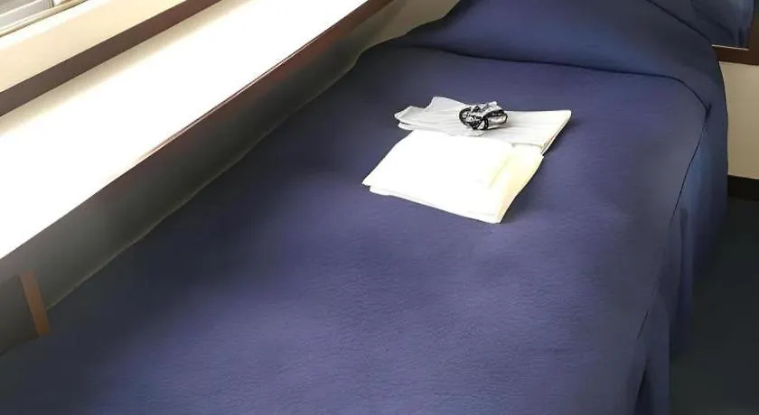 Tokyo Business Hotel 0*,